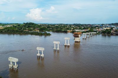 galeria: Ponte sobre o Rio Fresco
