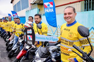 notícia: Mototaxistas de Marituba recebem do Estado veículos novos e com baixa emissão de poluentes