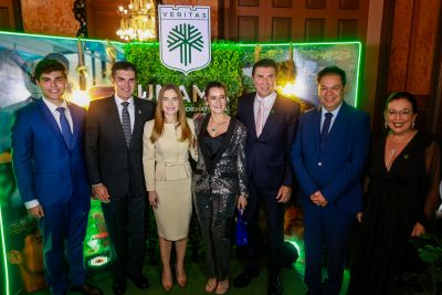 galeria: Governador Helder Barbalho recebe medalha 50 ANOS UNAMA – TÍTULO DR HONORIS CAUSA