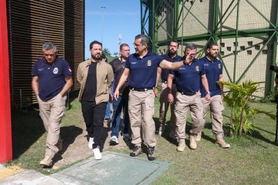 notícia: Representantes do Grupo AfroReggae conhecem estrutura e serviços oferecidos pelas Usinas da Paz 