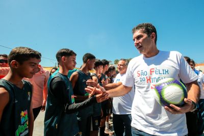notícia: Estado fortalece a cultura, esporte e lazer com entrega de Praça e Quadra do Triângulo, em São Félix do Xingu