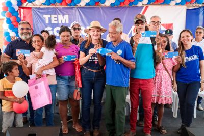 notícia: Governo do Pará entrega benefícios habitacionais para famílias de Ulianópolis 