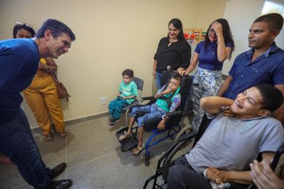 notícia: Governo entrega escola reconstruída em Piçarra e autoriza construção de creche em São Geraldo 