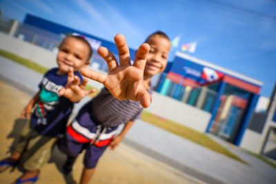 notícia: Pará avança na alfabetização de crianças em 2025 e melhora níveis de fluência leitora