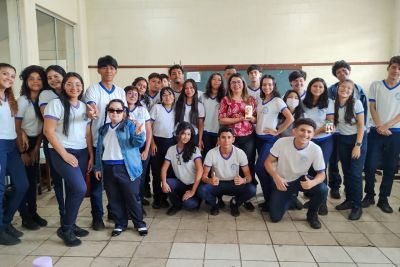 notícia: Professora da rede estadual é selecionada para evento científico na Escola Sirius, em São Paulo