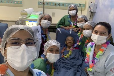 notícia: HRPM promove baile carnavalesco junto aos usuários e acompanhantes do Centro de Hemodiálise