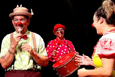 notícia: Fundação Cultural leva dois espetáculos dos Palhaços Trovadores ao Teatro Waldemar Henrique