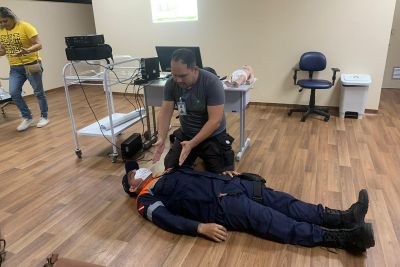 notícia: Profissionais da educação infantil participam do 1° Curso de Primeiros Socorros no Hospital Abelardo Santos