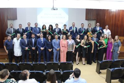 notícia: Hospital de Clínicas Gaspar Vianna forma mais 54 residentes