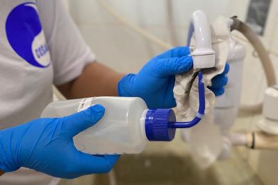 notícia: Cosanpa monitora qualidade da água fornecida a seus usuários