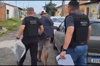 notícia: Homem suspeito de aplicar golpes de instalação de energia solar é preso pela Polícia Civil    