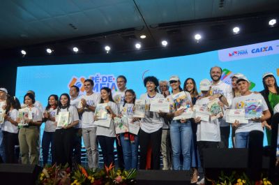 notícia: Seduc lança 2ª edição do concurso de desenho para estampar materiais didáticos