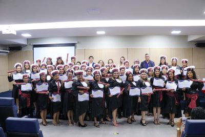 notícia: Escola Técnica do SUS realiza cerimônia de formatura de técnicos em saúde bucal