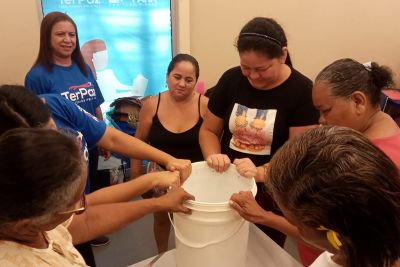 notícia: Em Marituba, Usina da Paz promove curso de Reaproveitamento de Resíduos 