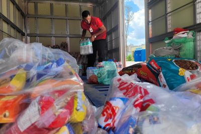 notícia: Seduc recolhe doações da campanha em prol do Rio Grande do Sul nas escolas estaduais