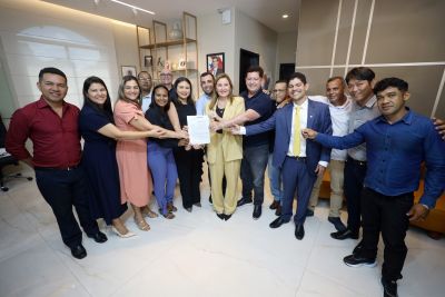 notícia: Governo do Estado assina convênio para construção de Centro de Hemodiálise em Tomé-Açu