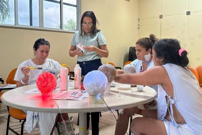 notícia: Galileu incentiva empreendedorismo entre usuários com oficina de reciclagem 