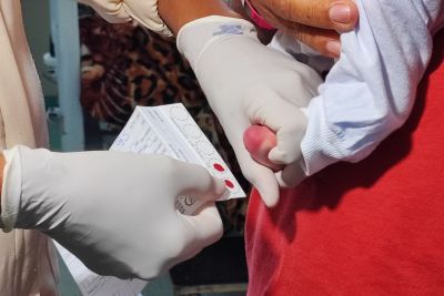 notícia: Essencial para saúde do bebê, teste do pezinho é realizado durante triagem neonatal nos nascidos na Santa Casa