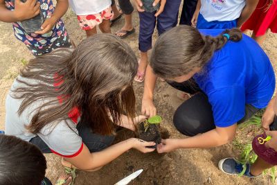 notícia: Alunos da rede pública de ensino participaram de programação sobre meio ambiente realizada pela Cosanpa