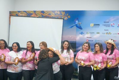 notícia: Chocolate lançado no Fórum da Cacauicultura exalta o trabalho das mulheres produtoras