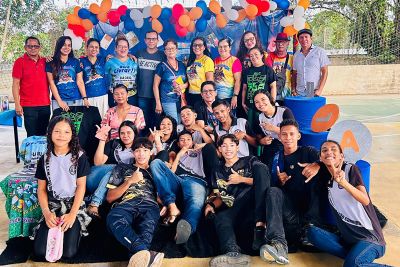 notícia: Festa Literária fomenta a leitura entre os alunos da rede estadual em Mosqueiro