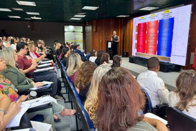 notícia: Fundação Hemopa realiza I simpósio sobre gerenciamento do sangue do paciente