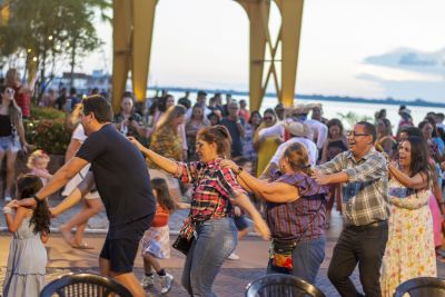 notícia: Orla da Estação terá o colorido e a alegria de cortejos de bois, pássaros juninos e quadrilhas 
