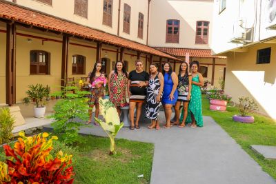 notícia: Ambientes com plantas e imagens coloridas reforçam acolhimento aos pacientes da Santa Casa