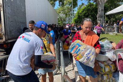 notícia: “Governo nos Bairros” mobiliza moradores do conjunto Júlia Seffer, em Ananindeua 