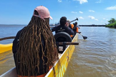 notícia: Canoagem agrega ‘clima de férias’ com reabilitação a PcDs assistidos pelo CIIR