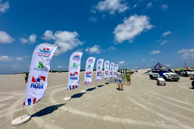 notícia: Ações do Ideflor-Bio fazem população abraçar a preservação na Praia do Atalaia, em Salinópolis