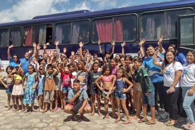 notícia: Seduc e Seac garantem transporte e alimentação para alunos da rede estadual na UsiPaz Marituba
