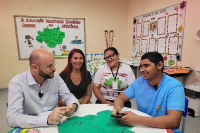 notícia: Governo do Estado entrega benefício de R$ 10 mil aos estudantes estaduais da classe hospitalar e domiciliar
