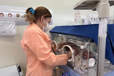 notícia: Pediatras da Santa Casa se destacam no trabalho em benefício à população paraense