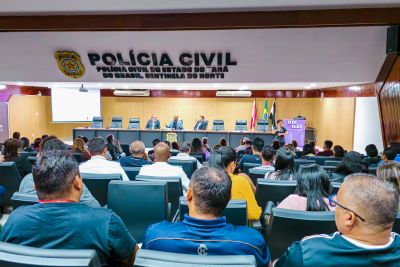 notícia: Em Belém, mulheres e homens participam de aula sobre saúde mental e masculinidades 