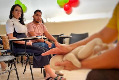 notícia: 'Abelardo Santos' registra mais de 80% de casos de engasgo por objeto em crianças até 6 anos