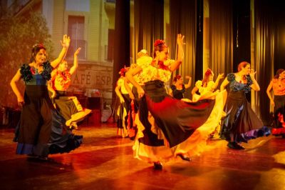 notícia: Margarida Schivasappa recebe espetáculo Com Passos Ancestrais, nesta sexta-feira