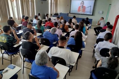 notícia: Unidades de saúde do Pará debatem mudanças climáticas, assédio e saúde mental