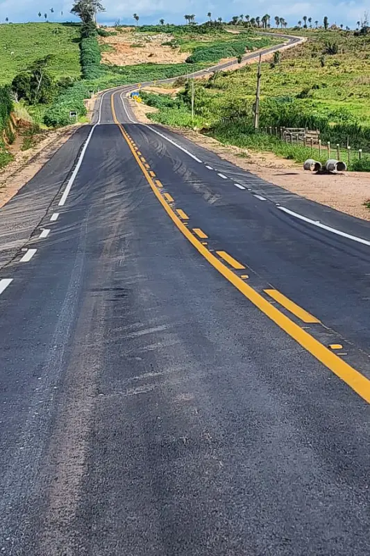  <div class='credito_fotos'>Foto: Ascom / Seinfra &nbsp;&nbsp;|&nbsp;&nbsp; <a href='/midias/2025/originais/20250206150708-GF00022926-F00375787.jpg' download><i class='fa-solid fa-download'></i> Download</a></div>