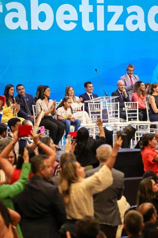  <div class='credito_fotos'>Foto: Marco Santos / Ag. Pará &nbsp;&nbsp;|&nbsp;&nbsp; <a href='/midias/2025/originais/20250210184155-GF00022951-F00376594.jpg' download><i class='fa-solid fa-download'></i> Download</a></div>