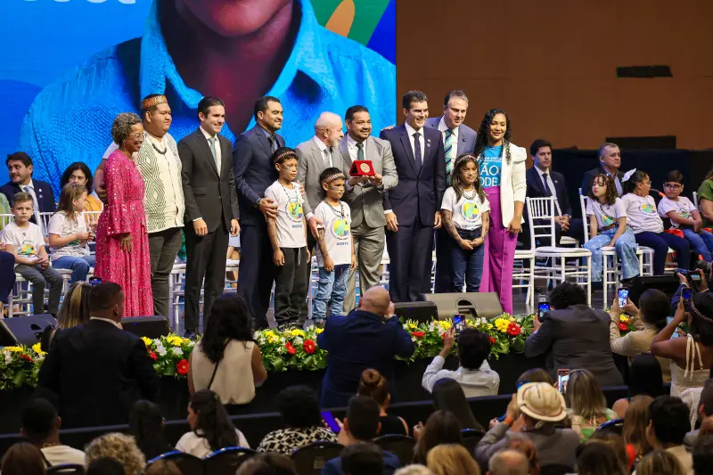  <div class='credito_fotos'>Foto: Marco Santos / Ag. Pará &nbsp;&nbsp;|&nbsp;&nbsp; <a href='/midias/2025/originais/20250210184224-GF00022951-F00376605.jpg' download><i class='fa-solid fa-download'></i> Download</a></div>