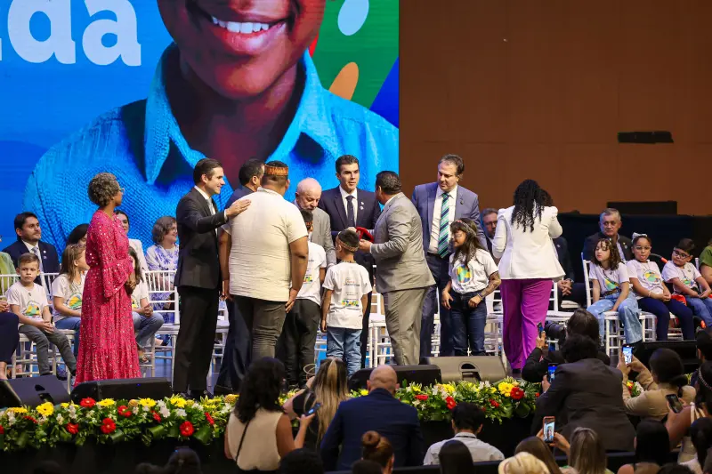  <div class='credito_fotos'>Foto: Marco Santos / Ag. Pará &nbsp;&nbsp;|&nbsp;&nbsp; <a href='/midias/2025/originais/20250210184226-GF00022951-F00376606.jpg' download><i class='fa-solid fa-download'></i> Download</a></div>