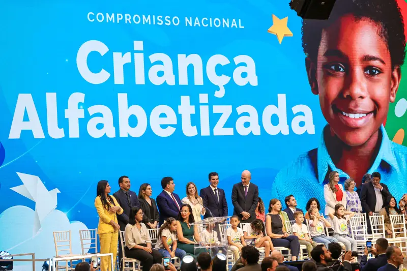  <div class='credito_fotos'>Foto: Marco Santos / Ag. Pará &nbsp;&nbsp;|&nbsp;&nbsp; <a href='/midias/2025/originais/20250210184234-GF00022951-F00376609.jpg' download><i class='fa-solid fa-download'></i> Download</a></div>