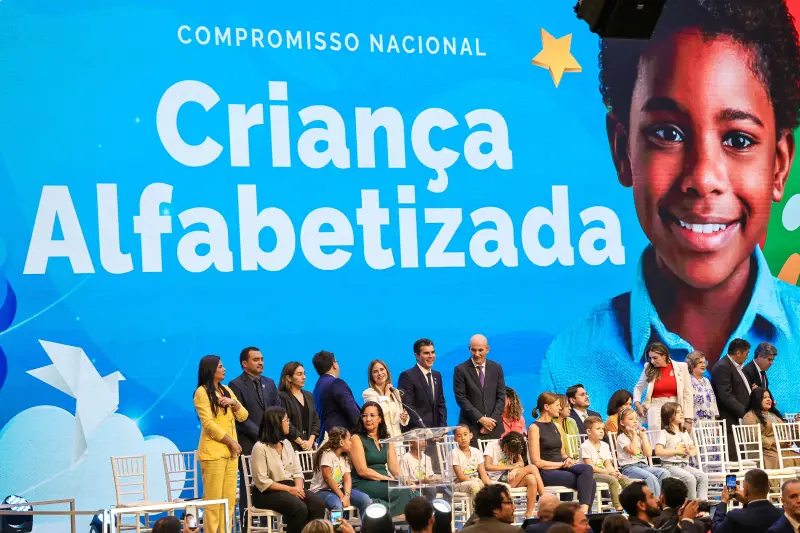  <div class='credito_fotos'>Foto: Marco Santos / Ag. Pará &nbsp;&nbsp;|&nbsp;&nbsp; <a href='/midias/2025/originais/20250210184236-GF00022951-F00376610.jpg' download><i class='fa-solid fa-download'></i> Download</a></div>