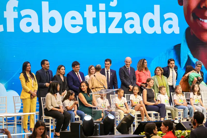  <div class='credito_fotos'>Foto: Marco Santos / Ag. Pará &nbsp;&nbsp;|&nbsp;&nbsp; <a href='/midias/2025/originais/20250210184239-GF00022951-F00376611.jpg' download><i class='fa-solid fa-download'></i> Download</a></div>