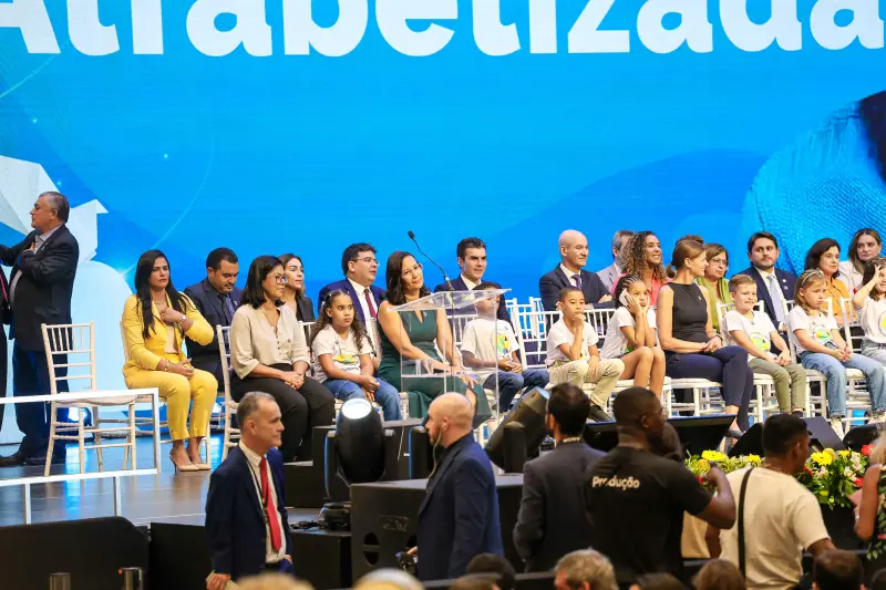  <div class='credito_fotos'>Foto: Marco Santos / Ag. Pará &nbsp;&nbsp;|&nbsp;&nbsp; <a href='/midias/2025/originais/20250210184241-GF00022951-F00376612.jpg' download><i class='fa-solid fa-download'></i> Download</a></div>