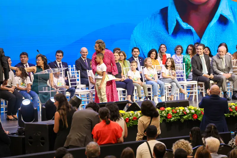  <div class='credito_fotos'>Foto: Marco Santos / Ag. Pará &nbsp;&nbsp;|&nbsp;&nbsp; <a href='/midias/2025/originais/20250210184318-GF00022951-F00376627.jpg' download><i class='fa-solid fa-download'></i> Download</a></div>