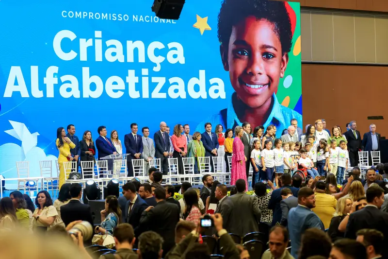  <div class='credito_fotos'>Foto: Marco Santos / Ag. Pará &nbsp;&nbsp;|&nbsp;&nbsp; <a href='/midias/2025/originais/20250210195855-GF00022952-F00376637.jpg' download><i class='fa-solid fa-download'></i> Download</a></div>