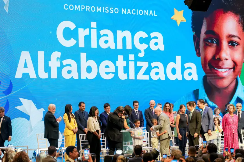  <div class='credito_fotos'>Foto: Marco Santos / Ag. Pará &nbsp;&nbsp;|&nbsp;&nbsp; <a href='/midias/2025/originais/20250210195911-GF00022952-F00376648.jpg' download><i class='fa-solid fa-download'></i> Download</a></div>