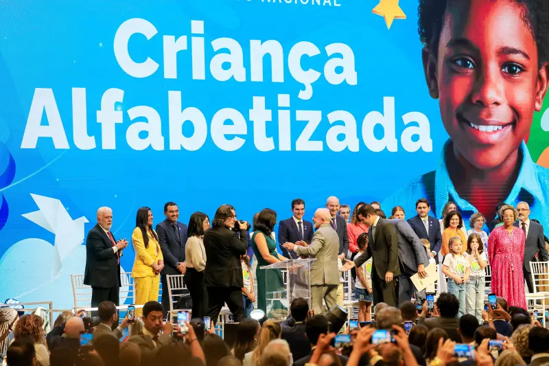  <div class='credito_fotos'>Foto: Marco Santos / Ag. Pará &nbsp;&nbsp;|&nbsp;&nbsp; <a href='/midias/2025/originais/20250210195913-GF00022952-F00376649.jpg' download><i class='fa-solid fa-download'></i> Download</a></div>